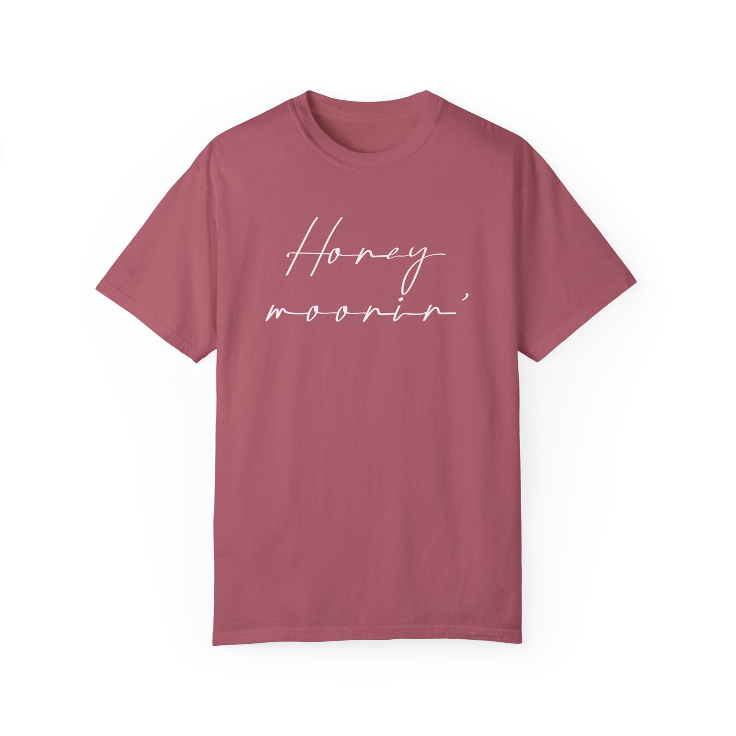 Relaxing honeymoon shirt with charming scrip