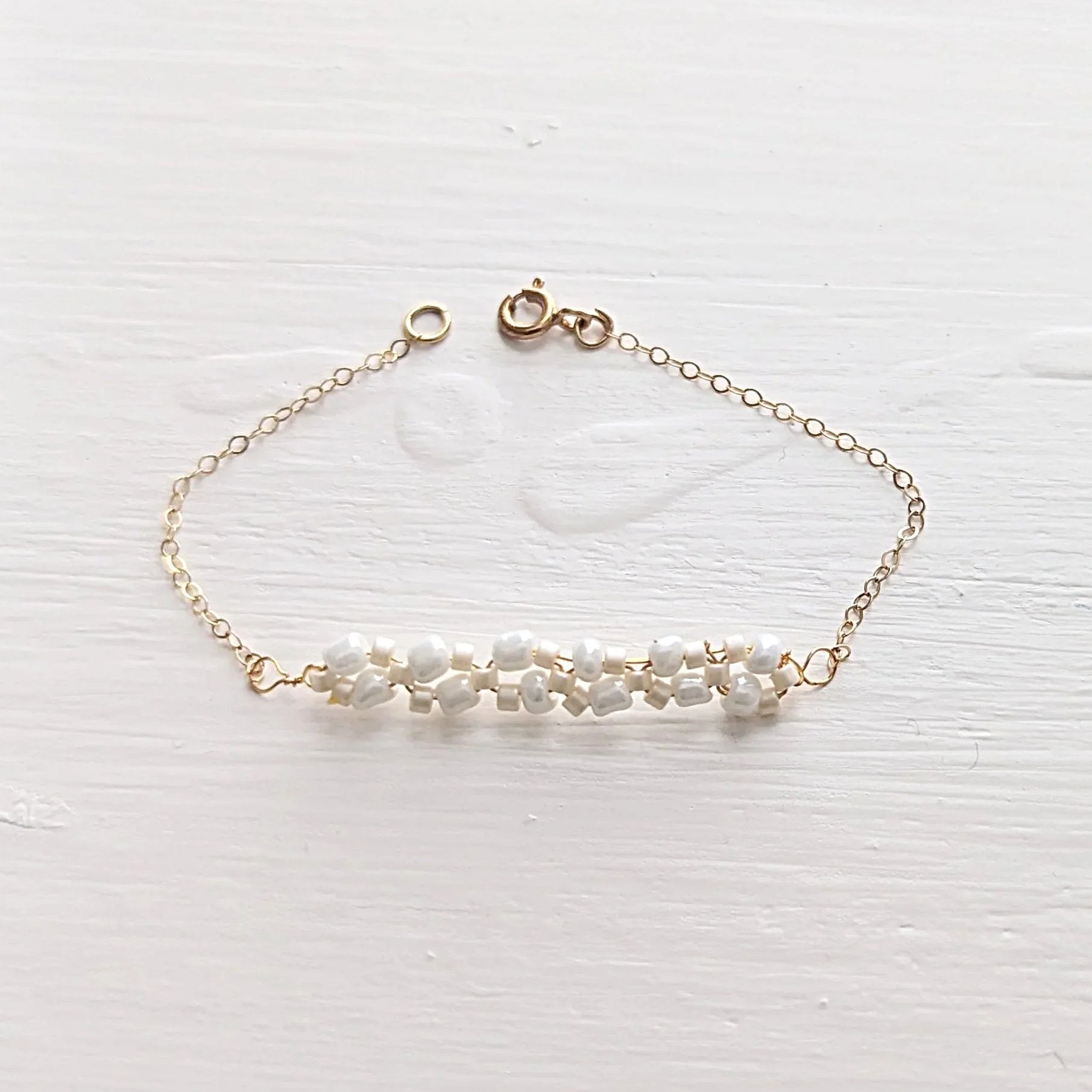 pearl bead bracelet