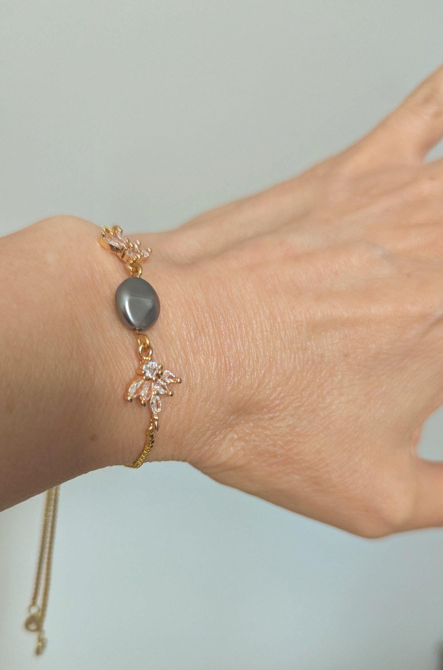 Grey Pearl Bracelet