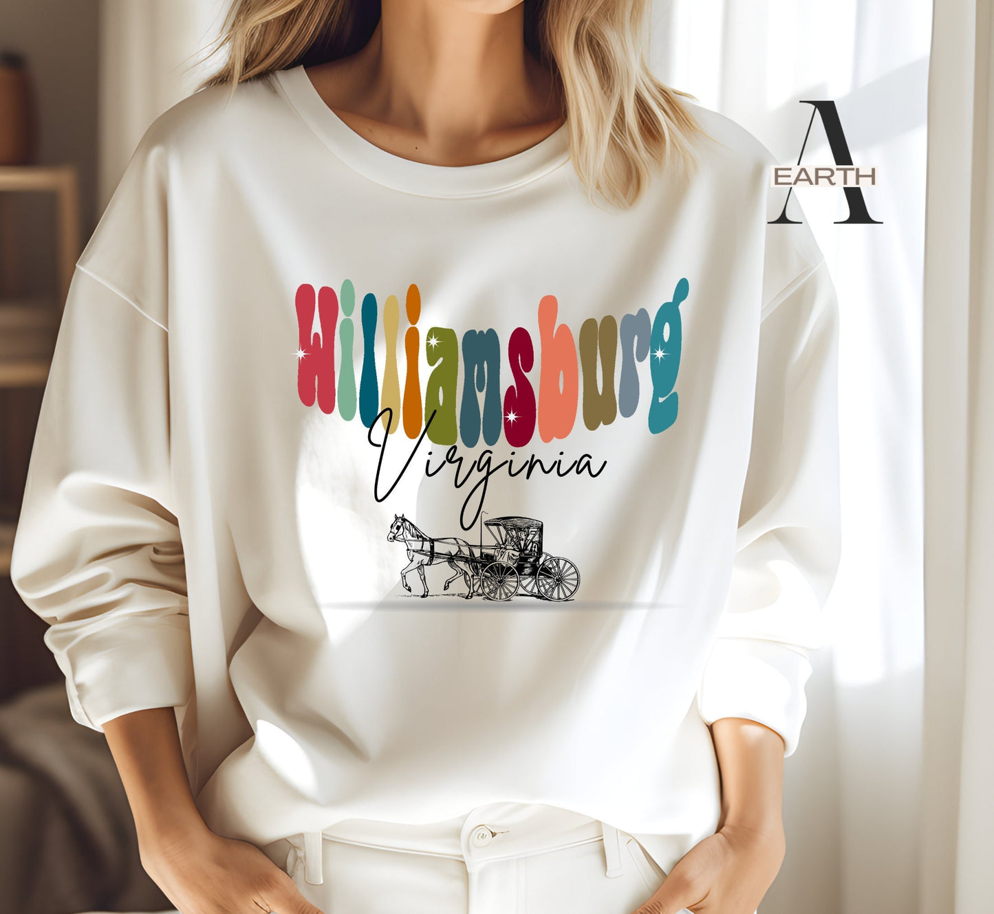 Williamsburg Virginia Sweatshirt: Vintage Traveler Crewneck