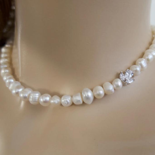 Freshwater Pearl Necklace Choker - JazzyAndGlitzy
