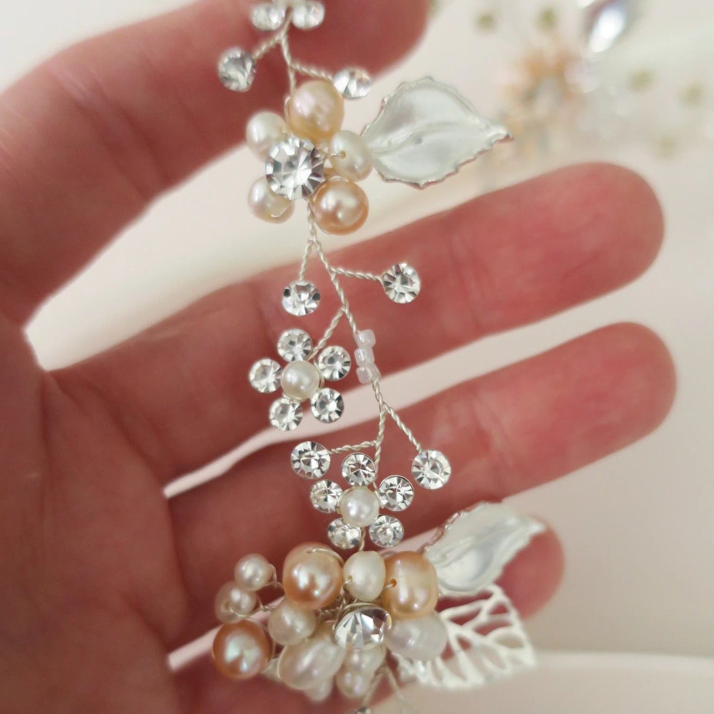 Freshwater Pearl Hair Vine