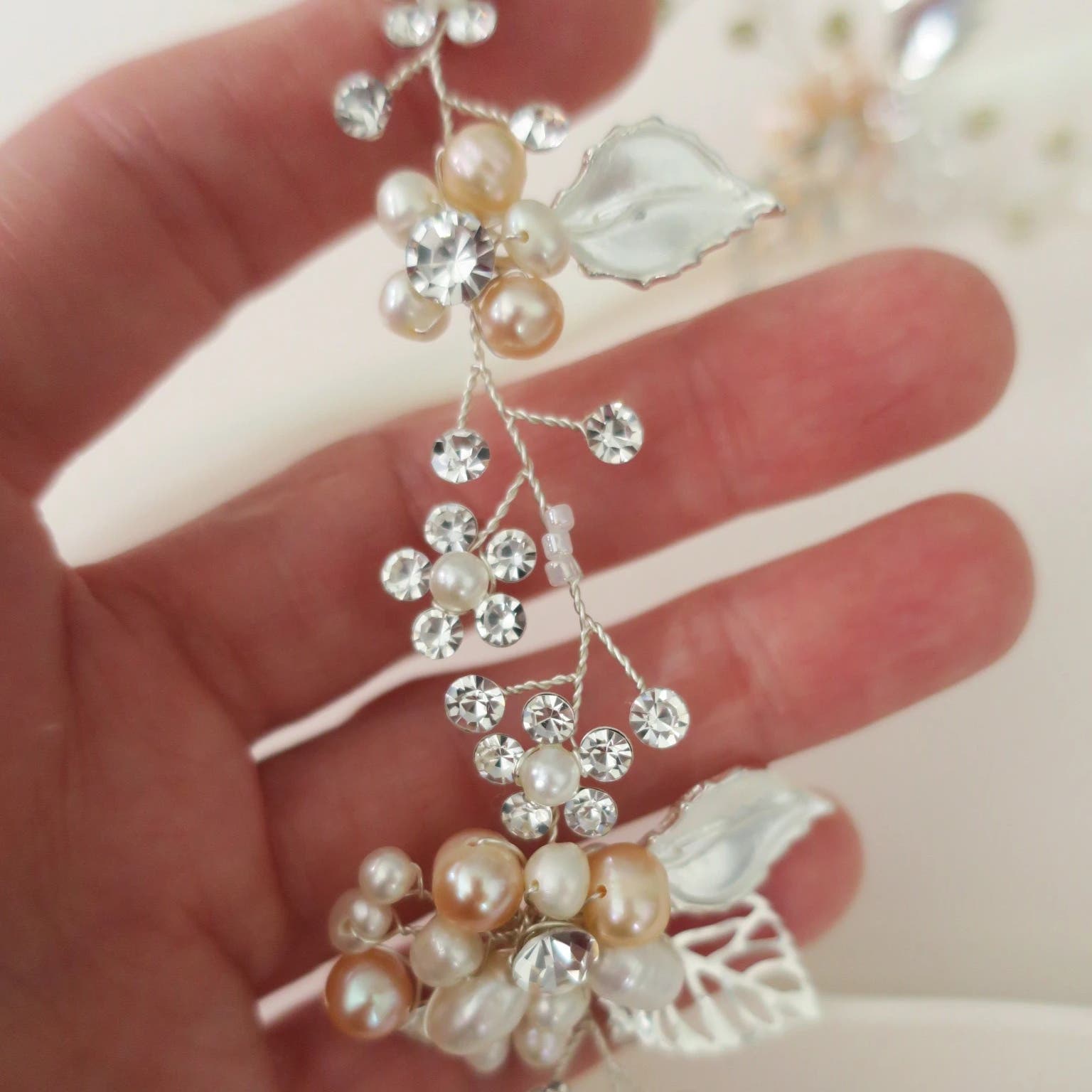 Freshwater Pearl Hair Vine