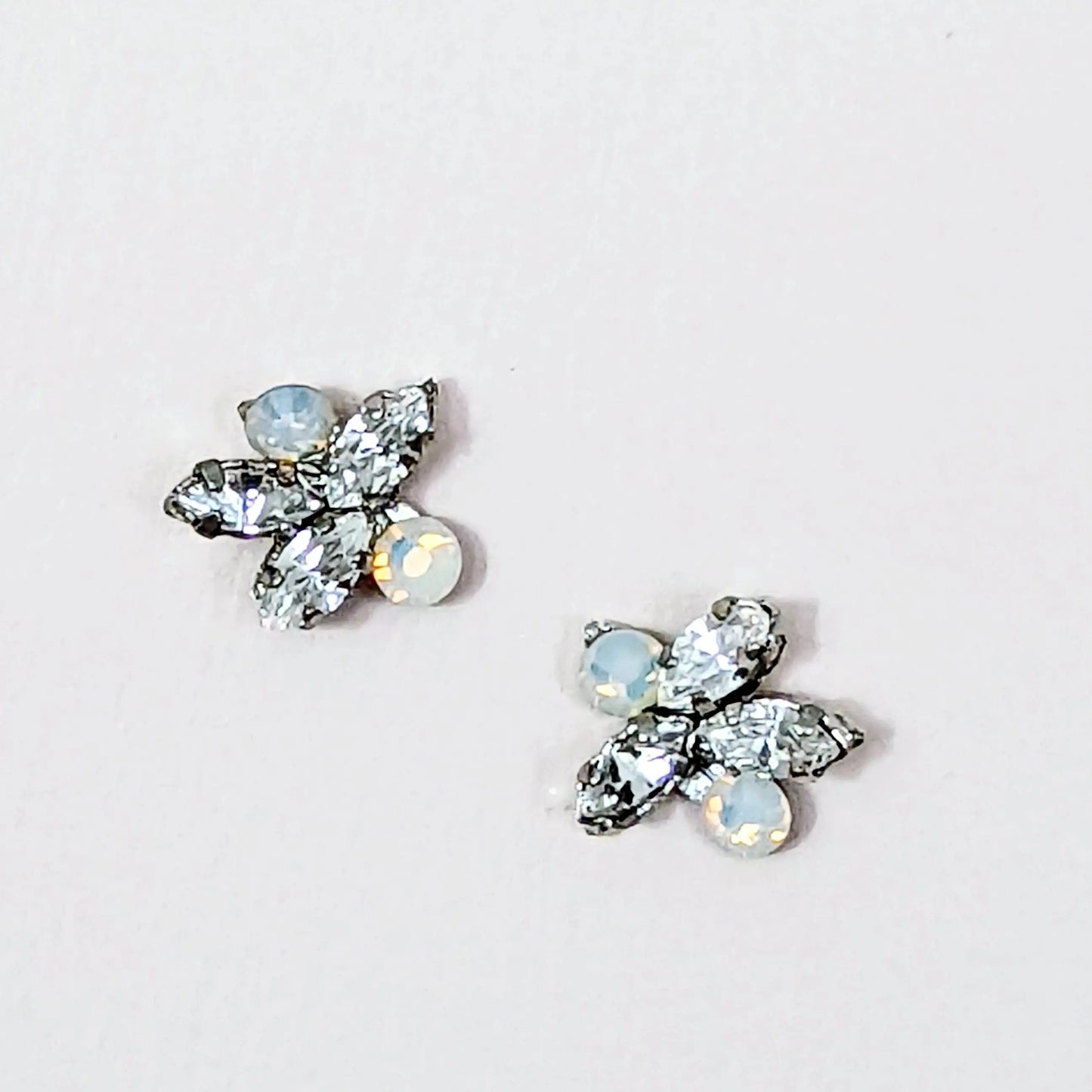 Aesthetic Stud Earrings / 4156 - JazzyAndGlitzy