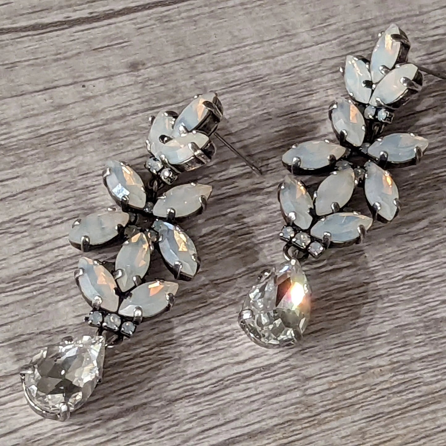 Vintage Wedding Earrings - JazzyAndGlitzy