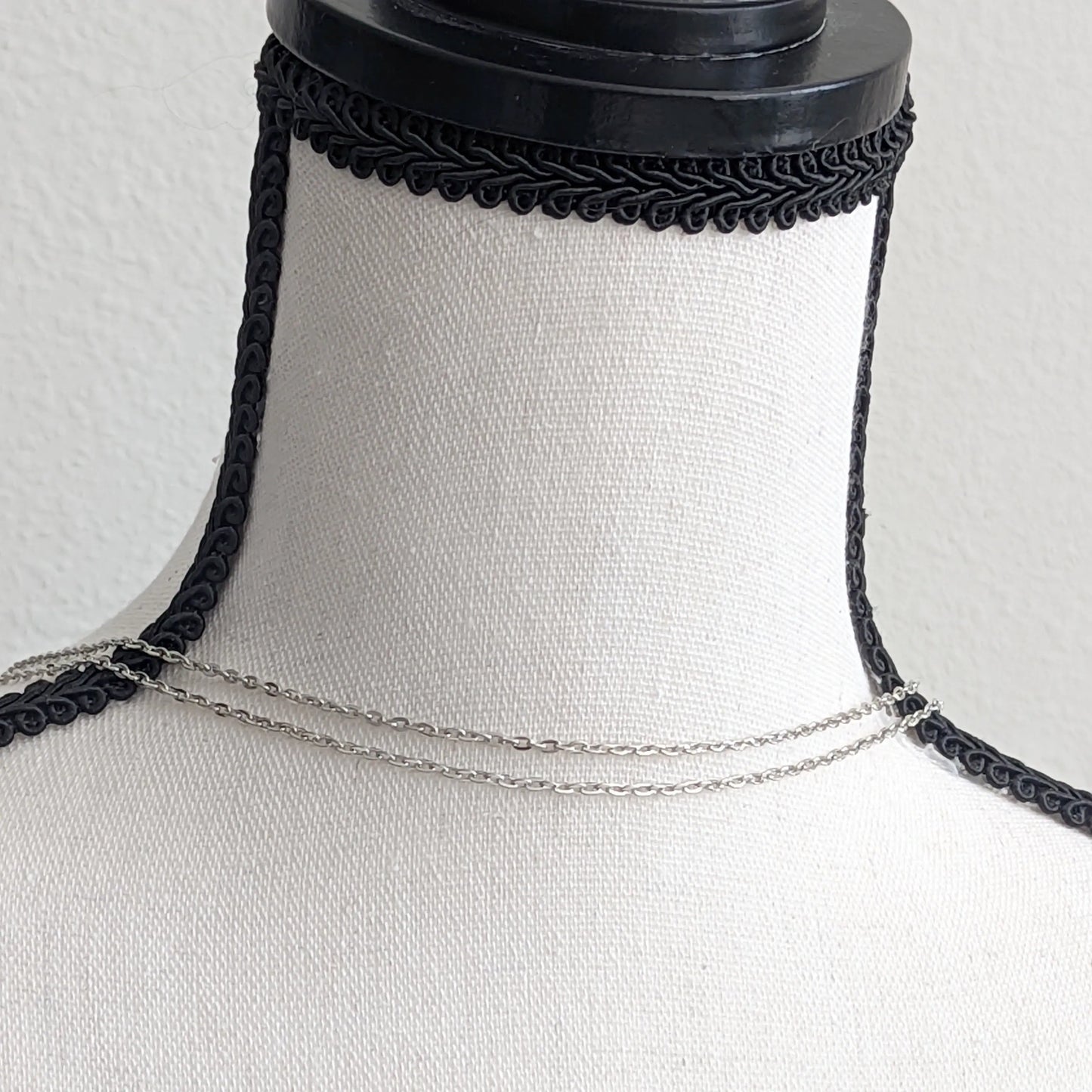Backdrop Lariat Necklace with Opal Leaf - JazzyAndGlitzy