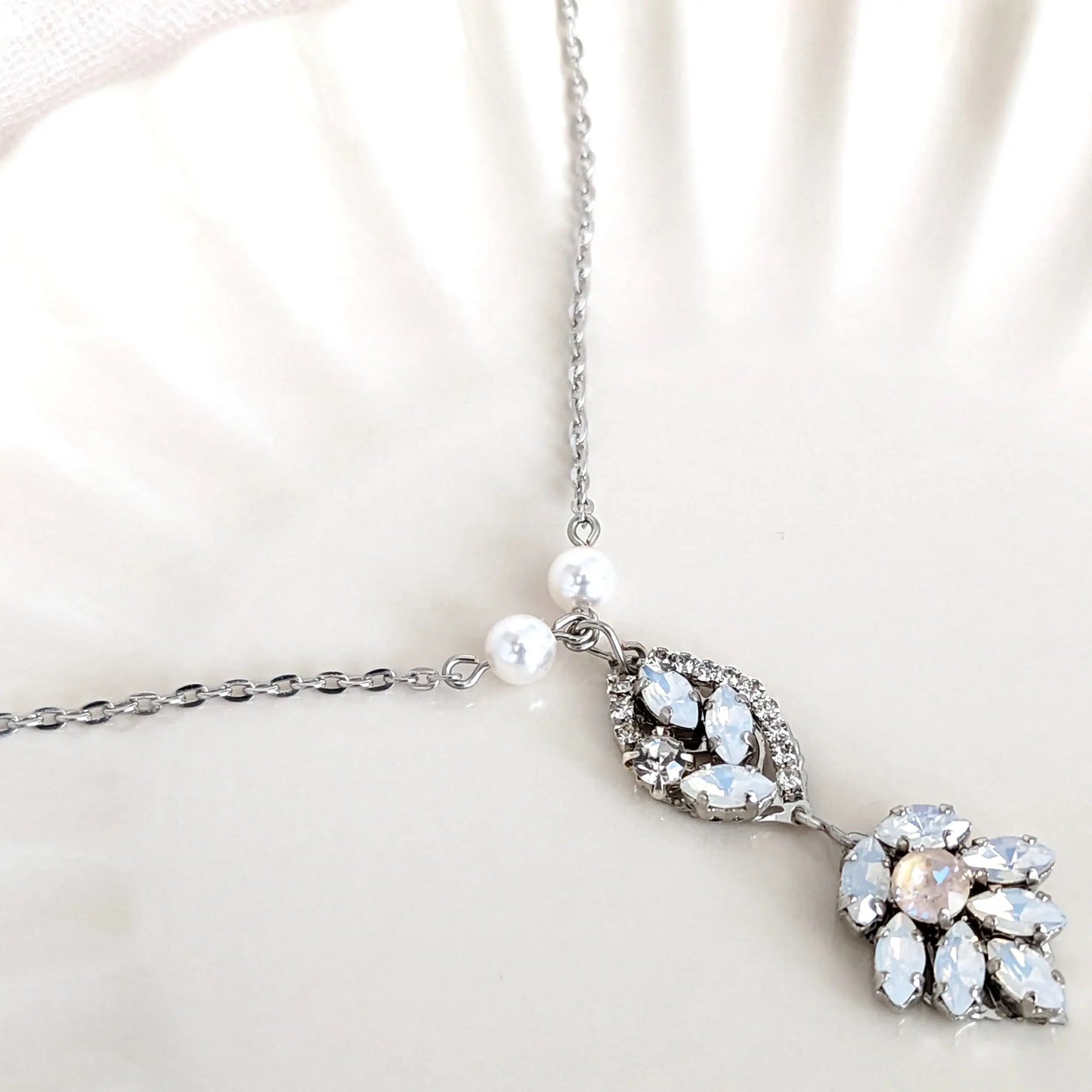 White Opal Vintage Style Necklace - JazzyAndGlitzy