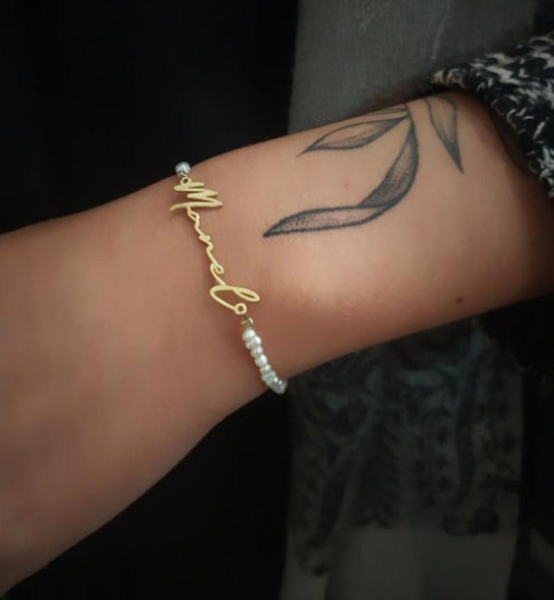 Baby Pearl Bracelet with Name | MIRANDA