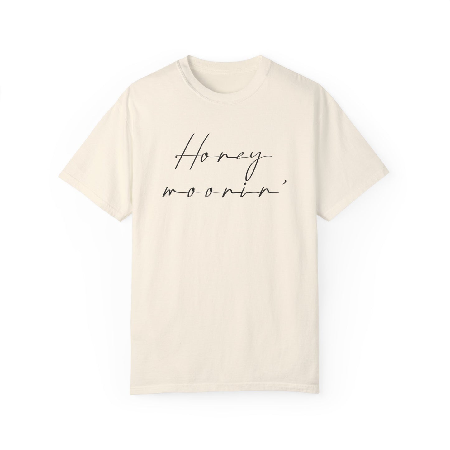 Casual honeymoon shirt with 'Honeymooning' script