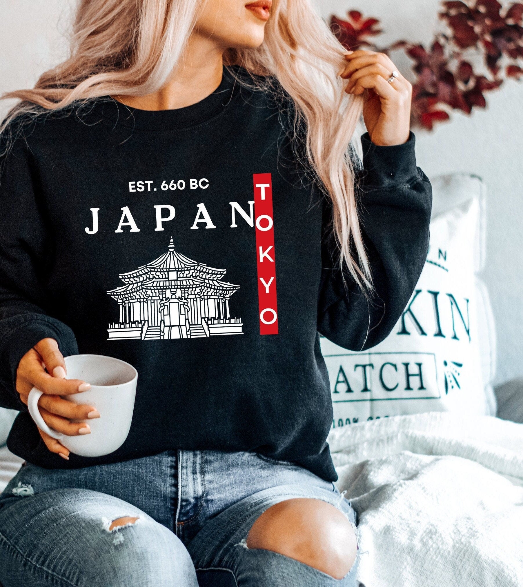 Tokyo Sweatshirt Japan Sweater, Japanese Streetwear Crewneck Traveler Gift, Unisex Long Sleeve Comfy Cotton