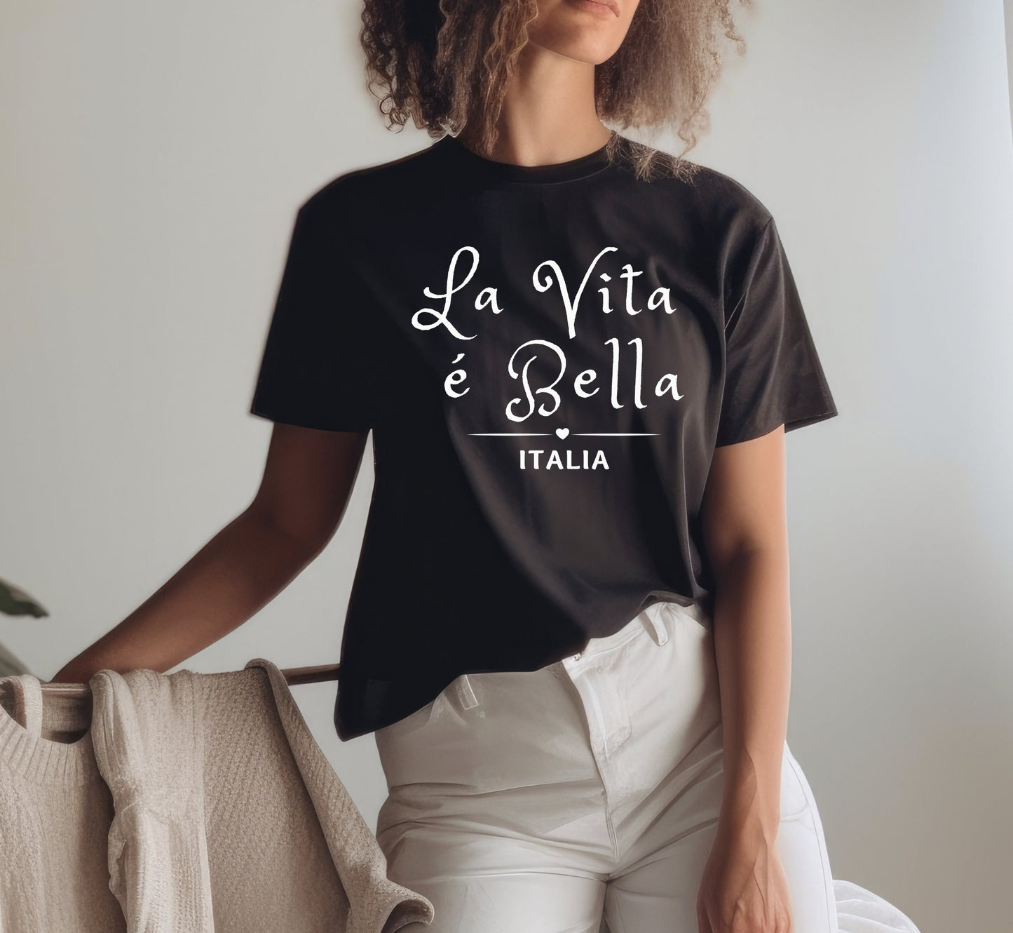 La Vita E Bella Italy Vacation Shirt, Italian Saying Tee