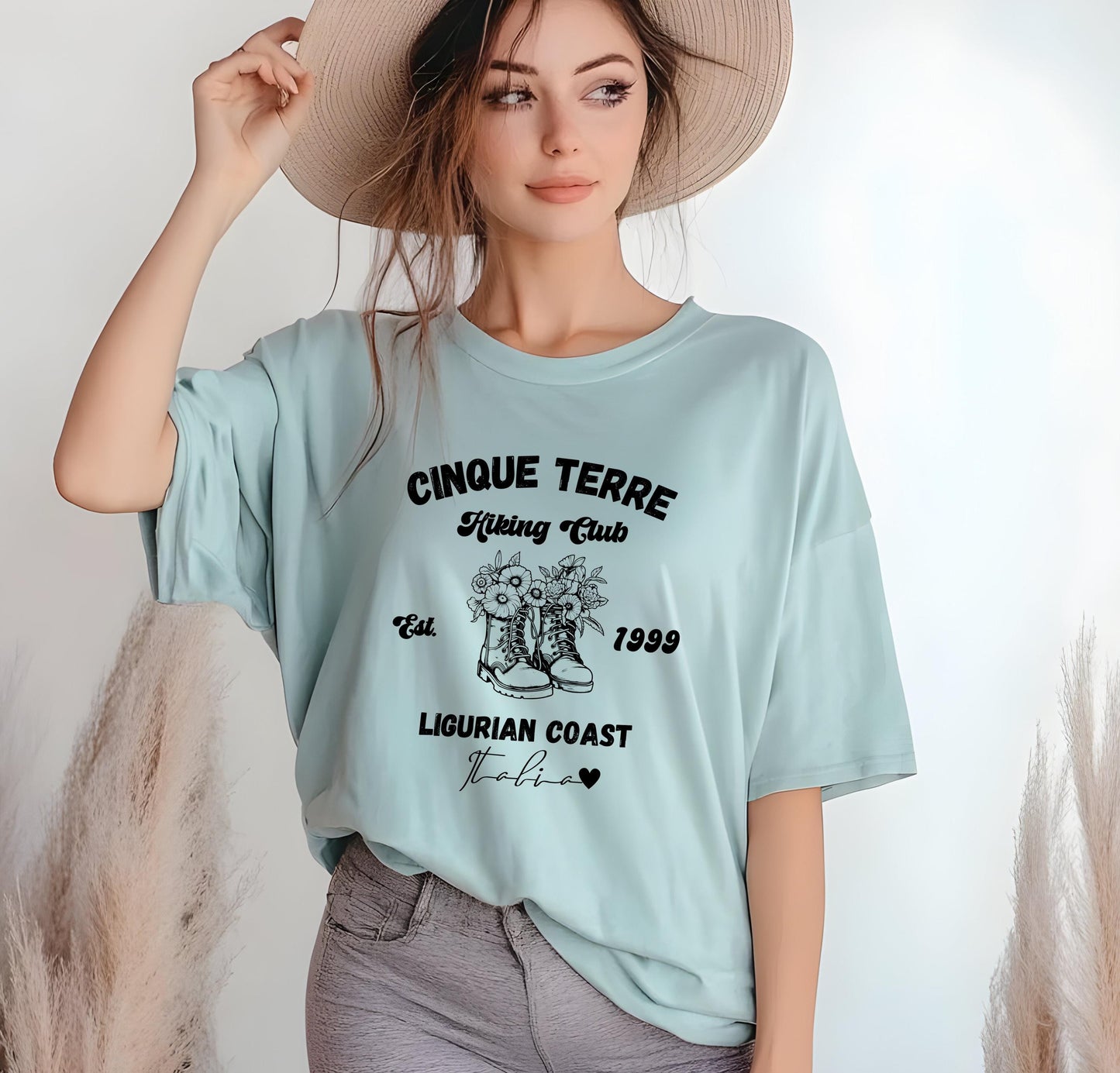 Cinque Terre Hiking Club T-Shirt: Vintage Italy Travel Tee