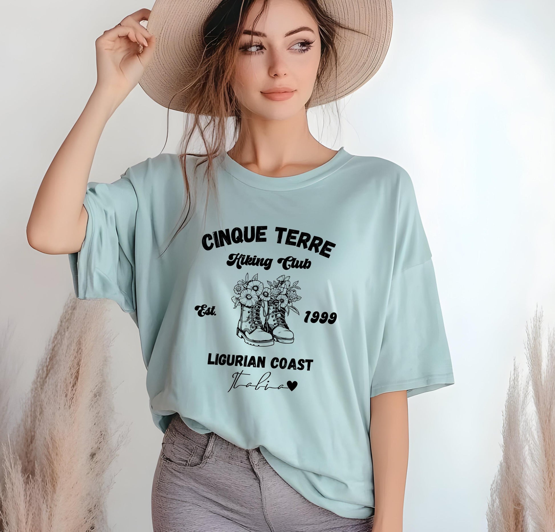 Cinque Terre Hiking Club T-Shirt: Vintage Italy Travel Tee