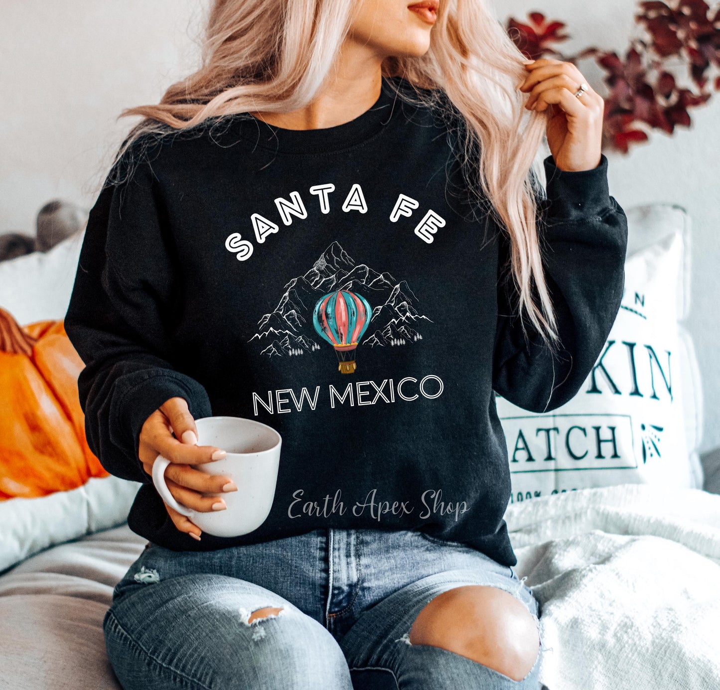 Santa Fe New Mexico Sweatshirt: Western Travel Crewneck