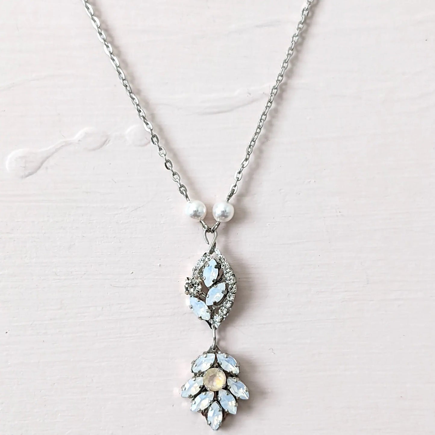 White Opal Vintage Style Necklace - JazzyAndGlitzy