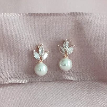 Petite Pearl Earrings TAHIRA