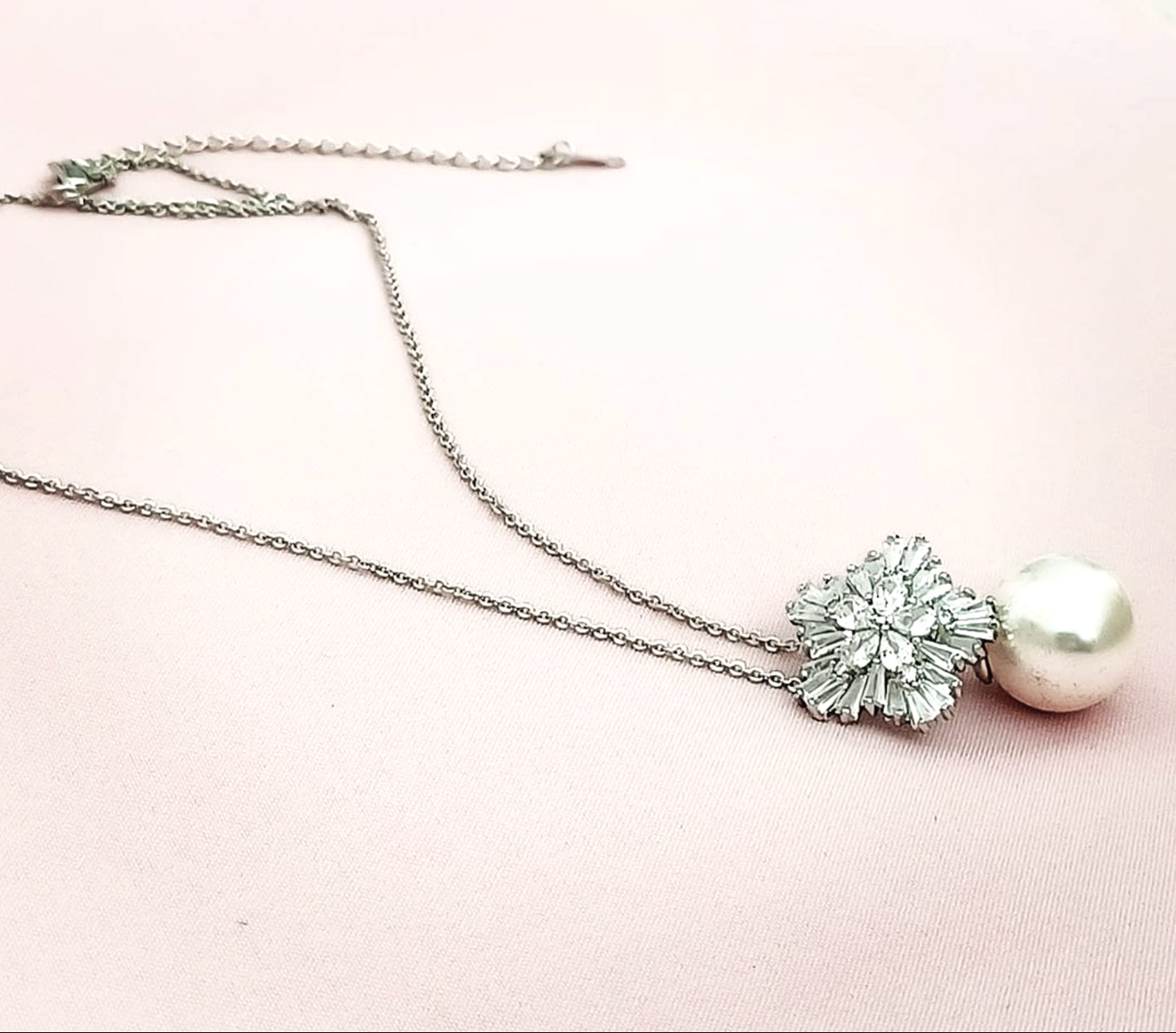 pearl snowflake necklace